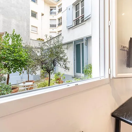 Guestready - Elysee Palace Marble Haven Lejlighed Paris